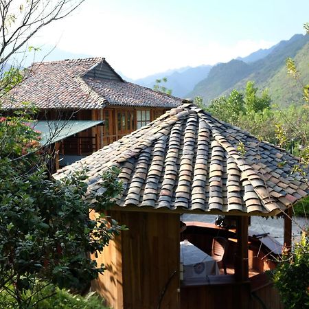 Tom'S Du Gia Homestay Làng Cac Exterior foto