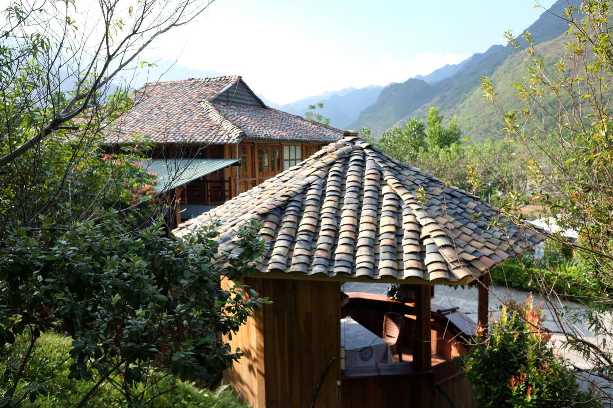 Tom'S Du Gia Homestay Làng Cac Exterior foto